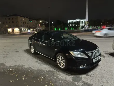 Toyota Camry 2014 года за 8 800 000 тг. в Караганда – фото 2