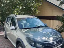 Renault Sandero Stepway, 2014