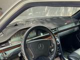 Mercedes-Benz E 220 1994 годаүшін2 000 000 тг. в Шымкент – фото 2