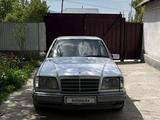 Mercedes-Benz E 220 1994 года за 2 000 000 тг. в Шымкент – фото 5