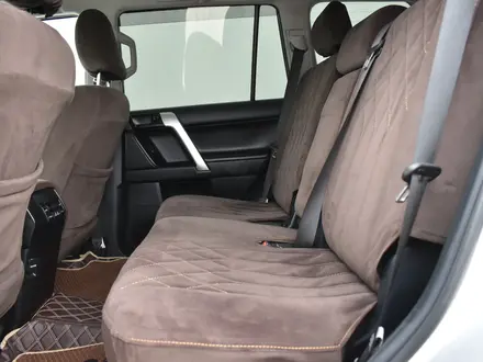 Toyota Land Cruiser Prado 2021 года за 21 500 000 тг. в Атырау – фото 16