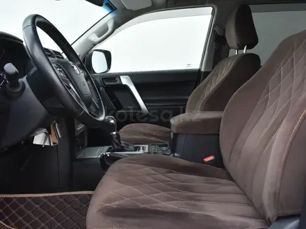 Toyota Land Cruiser Prado 2021 года за 21 500 000 тг. в Атырау – фото 17