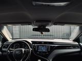 Toyota Camry 2018 годаүшін11 000 000 тг. в Алматы – фото 5