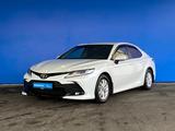 Toyota Camry 2021 года за 16 330 000 тг. в Шымкент