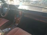 Mercedes-Benz E 230 1991 года за 1 290 000 тг. в Талдыкорган – фото 2