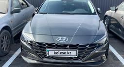 Hyundai Elantra 2022 года за 8 138 333 тг. в Алматы – фото 2