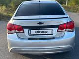 Chevrolet Cruze 2014 года за 3 300 000 тг. в Караганда – фото 2