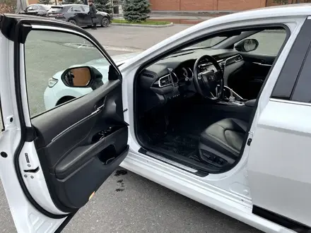 Toyota Camry 2020 года за 16 000 000 тг. в Павлодар – фото 9