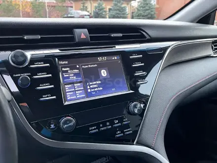 Toyota Camry 2020 года за 16 000 000 тг. в Павлодар – фото 13
