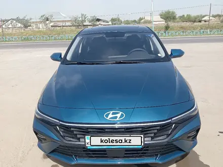 Hyundai Elantra 2023 года за 8 500 000 тг. в Шымкент – фото 2