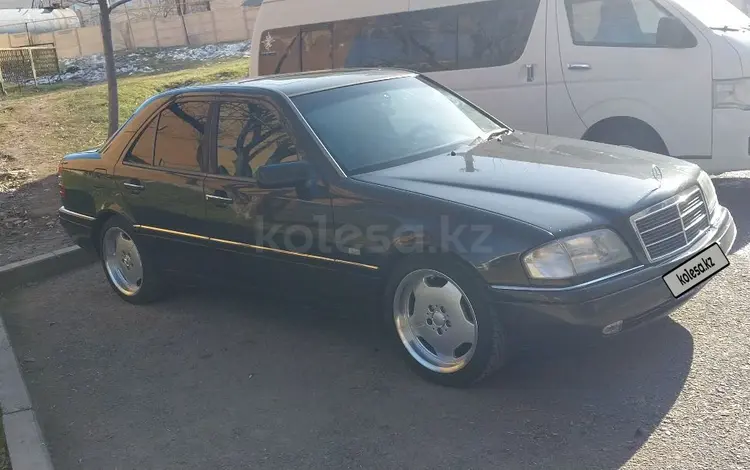 Mercedes-Benz C 280 1995 годаfor3 200 000 тг. в Шымкент