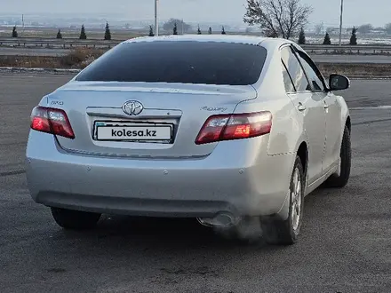 Toyota Camry 2010 года за 9 200 000 тг. в Мерке – фото 4