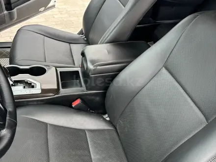 Toyota Camry 2016 года за 8 000 000 тг. в Актау – фото 16