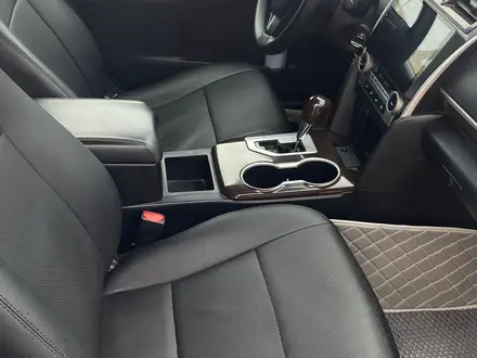 Toyota Camry 2016 года за 8 000 000 тг. в Актау