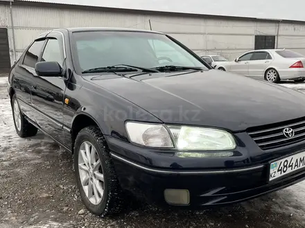 Toyota Camry 1997 года за 3 700 000 тг. в Алматы – фото 3