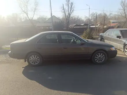 Toyota Camry 1997 года за 2 700 000 тг. в Алматы – фото 4