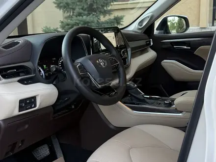 Toyota Highlander 2020 года за 28 500 000 тг. в Алматы – фото 13
