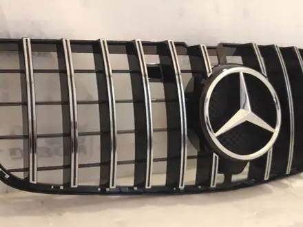 Mercedes-benz.X166 GL. Центральная решётка радиатора. за 155 000 тг. в Алматы – фото 3