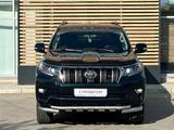 Toyota Land Cruiser Prado 2017 года за 18 990 000 тг. в Актау – фото 5