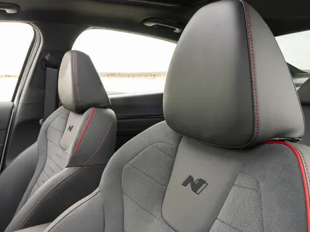 Hyundai Sonata 2022 года за 15 200 000 тг. в Алматы – фото 13