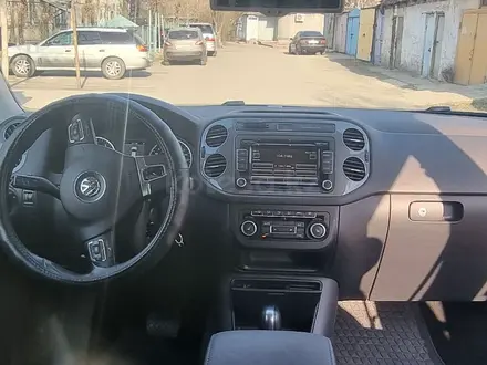 Volkswagen Tiguan 2014 года за 8 000 000 тг. в Алматы – фото 12