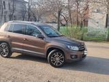 Volkswagen Tiguan 2014 года за 8 000 000 тг. в Алматы – фото 2
