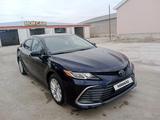 Toyota Camry 2023 года за 16 900 000 тг. в Актау – фото 2