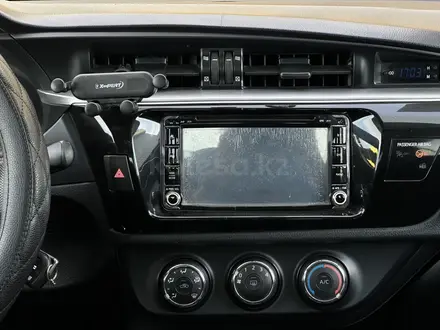 Toyota Corolla 2015 года за 6 400 000 тг. в Актобе – фото 5