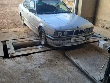 BMW 525 1993 года за 1 500 000 тг. в Шу