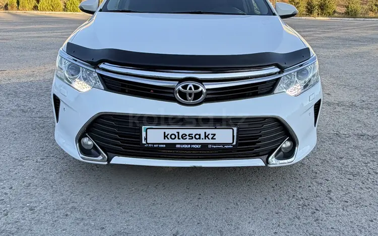 Toyota Camry 2014 года за 10 000 000 тг. в Актобе