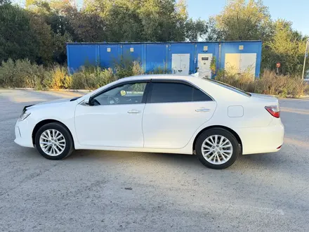 Toyota Camry 2014 года за 10 000 000 тг. в Актобе – фото 3