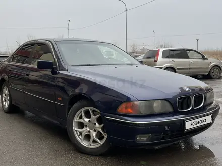 BMW 528 1996 года за 2 800 000 тг. в Алматы