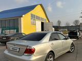 Toyota Camry 2004 годаfor3 800 000 тг. в Алматы – фото 5