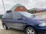 Volkswagen Sharan 1999 года за 1 600 000 тг. в Актобе