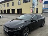 Kia K5 2022 года за 12 000 000 тг. в Атырау