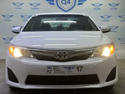 Toyota Camry 2014 года за 9 300 000 тг. в Шымкент – фото 2