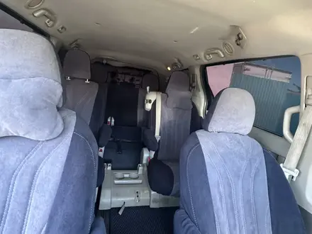 Toyota Sienna 2010 года за 9 700 000 тг. в Атырау – фото 10