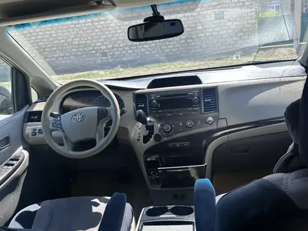 Toyota Sienna 2010 года за 9 700 000 тг. в Атырау – фото 9