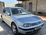 Volkswagen Golf 2001 годаүшін3 000 000 тг. в Тараз