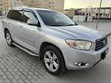 Toyota Highlander 2008 года за 9 100 000 тг. в Актау