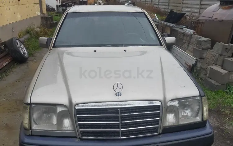 Mercedes-Benz E 280 1993 года за 1 600 000 тг. в Алматы