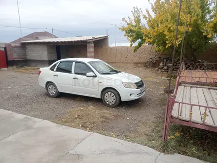 ВАЗ (Lada) Granta 2190 2013 года за 2 300 000 тг. в Шымкент – фото 3