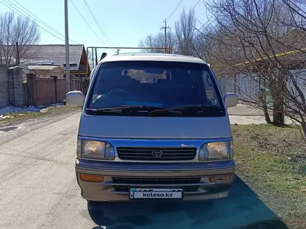 Toyota Hiace 1996 года за 3 400 000 тг. в Алматы – фото 6