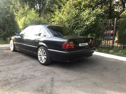 BMW 728 1997 года за 3 800 000 тг. в Тараз – фото 2