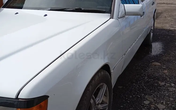 Mercedes-Benz E 220 1992 года за 1 000 000 тг. в Усть-Каменогорск