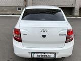 ВАЗ (Lada) Granta 2190 2015 годаүшін2 300 000 тг. в Павлодар – фото 4