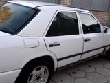 Mercedes-Benz E 200 1985 года за 600 000 тг. в Тараз