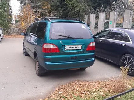 Ford Galaxy 2001 года за 1 700 000 тг. в Уральск – фото 4