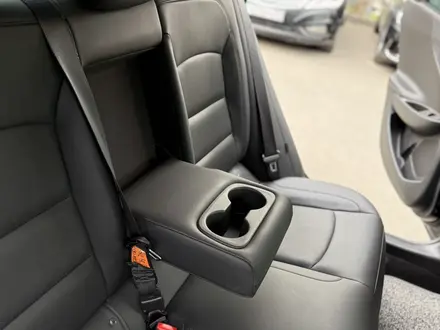 Chevrolet Malibu 2017 года за 8 450 000 тг. в Алматы – фото 38