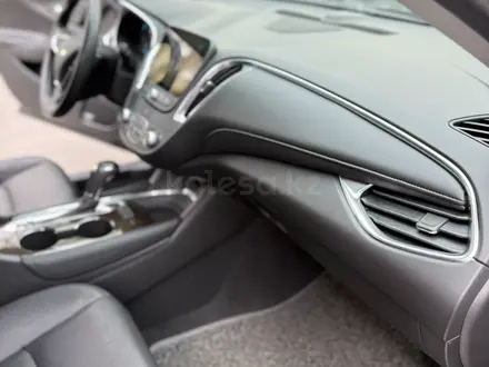 Chevrolet Malibu 2017 года за 8 450 000 тг. в Алматы – фото 47